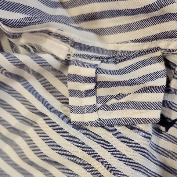 Striped Button-Up Shirt with Bird Embroidery - Picture 3 of 10